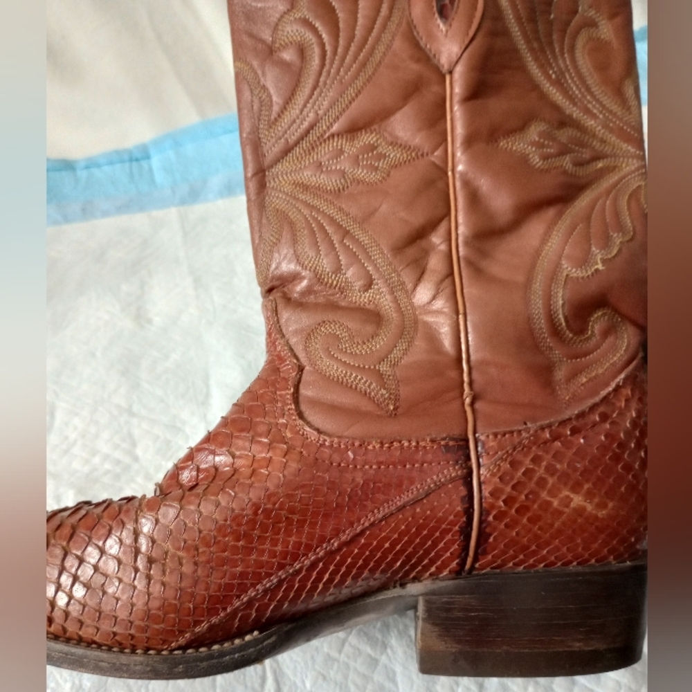 Villano Boots,Cowboy Python Genuine Size 6.5ee - image 7